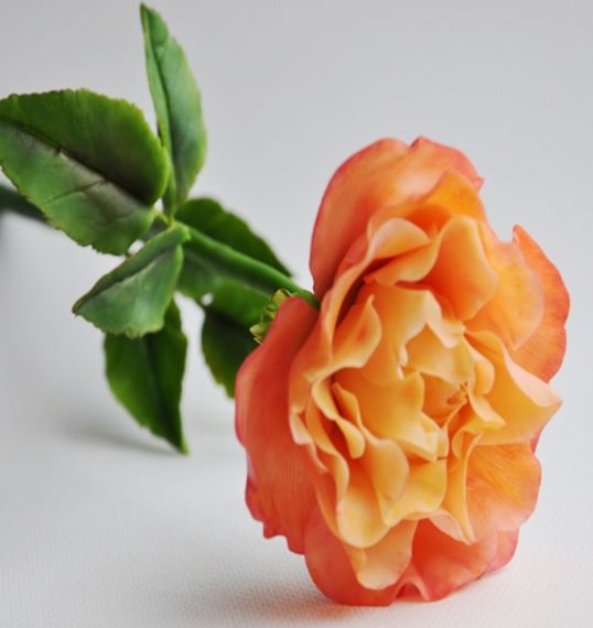 керамическая роза